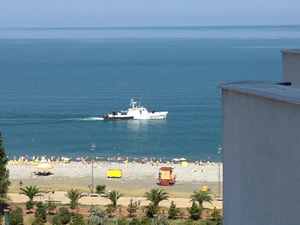 Apartments In Batumi With Sea View Екстериор снимка